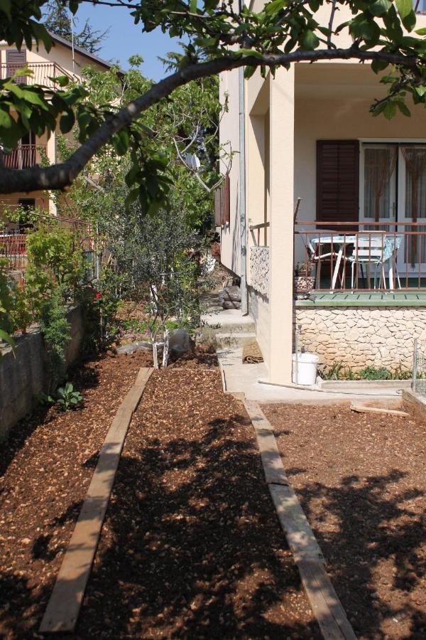 Apartments With A Parking Space Srima - Vodice, Vodice - 6099 Екстер'єр фото