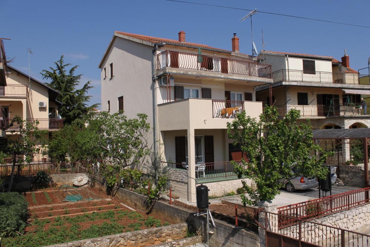Apartments With A Parking Space Srima - Vodice, Vodice - 6099 Екстер'єр фото