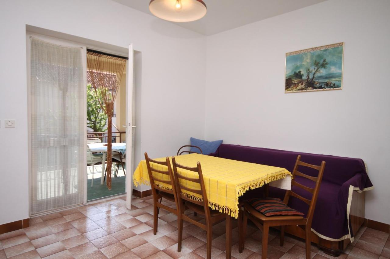Apartments With A Parking Space Srima - Vodice, Vodice - 6099 Екстер'єр фото